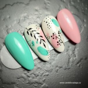 Nail art inspirace